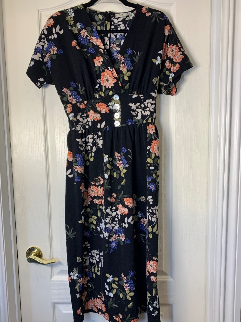 Dex Floral Midi Dress Black Romantic Button Detail Short Sleeve‎ Size S